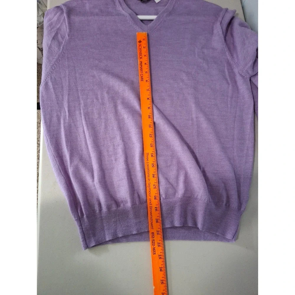 Jos A Bank Signature‎ Collection 100% Wool Mens Large Light Purple V Neck
